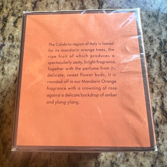 Henri Bendel New Factory Sealed Mandarin Orange Bath and Body Works 10 oz - Picture 4 of 6